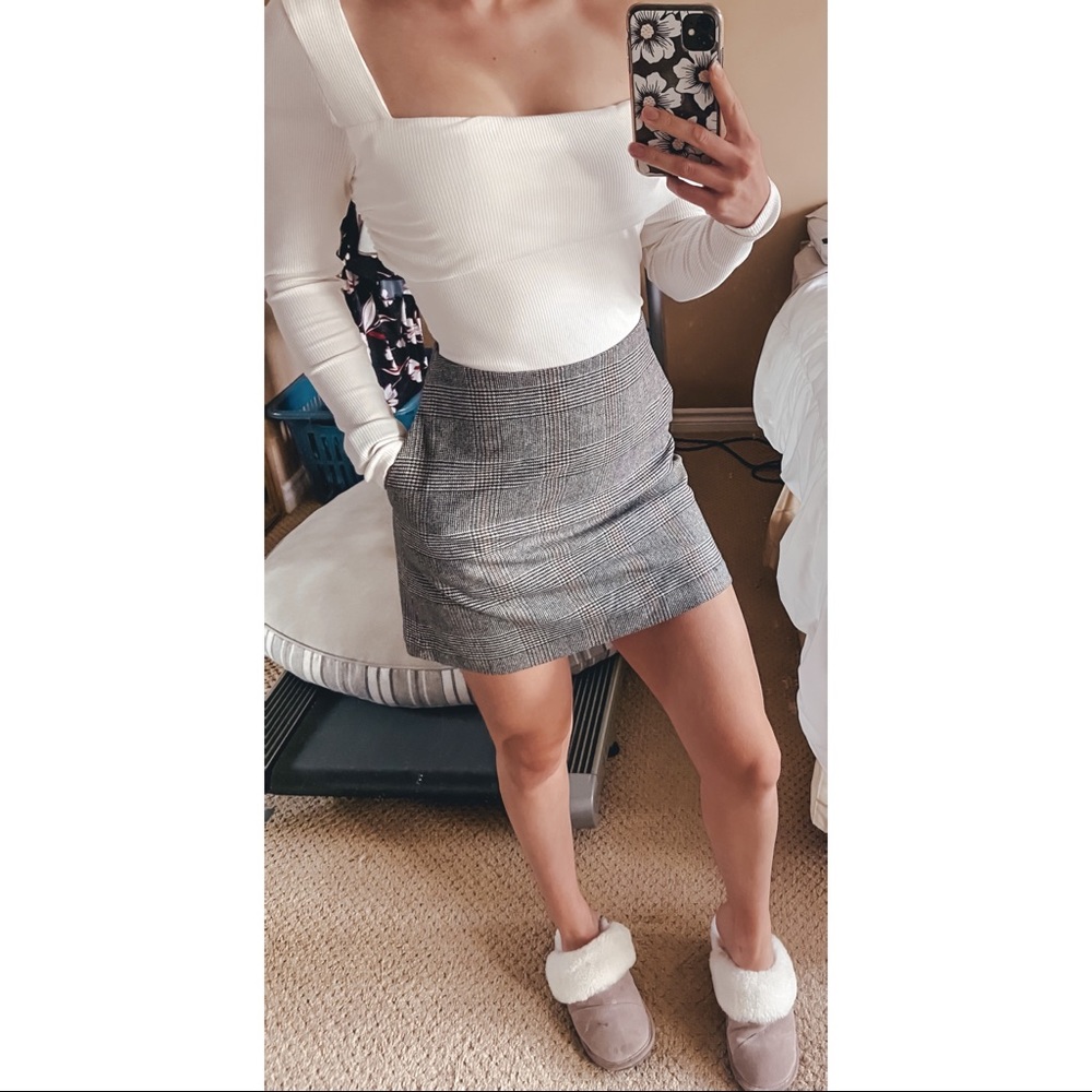 Wilfred Aritzia Plaid Skirt